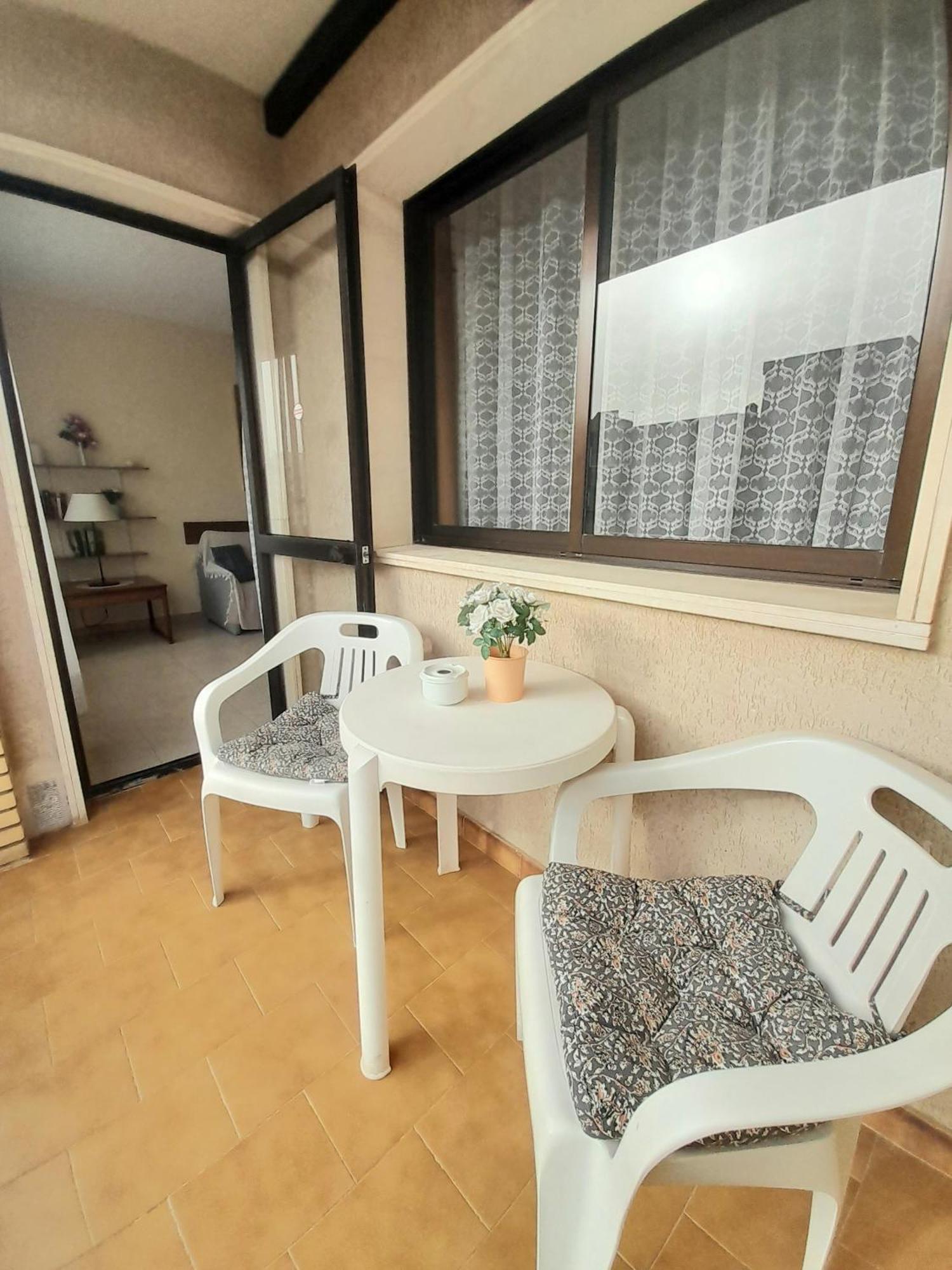 Nice Apartment In Hotel Ronda 4 First Beach Line Fuengirola Exterior foto