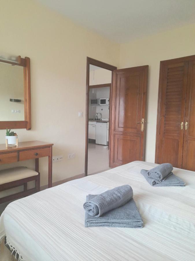 Nice Apartment In Hotel Ronda 4 First Beach Line Fuengirola Exterior foto